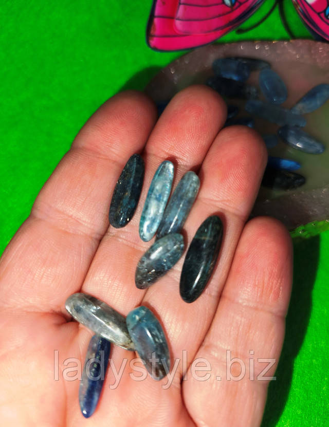 сапфир рубин украшения купить самородок кристалл кіаніт