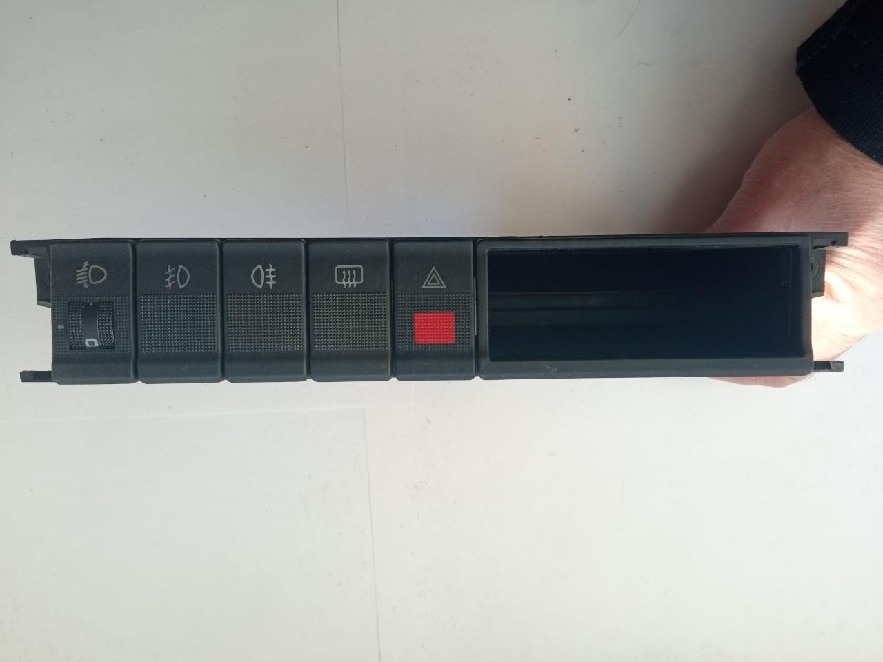 Панель кнопок Audi A6 4A0 941 561 A / 4A0941561A, фото 1