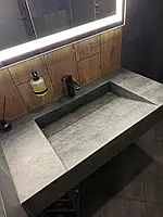 Умивальник з керамограніту із щілинним зливом