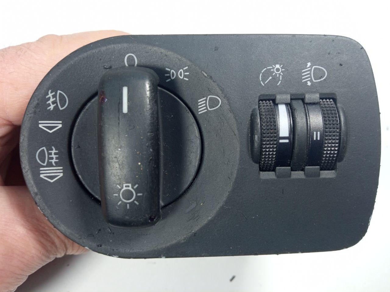 Панель кнопок Audi A3 8P0 919 094 / 8P0919094, фото 1