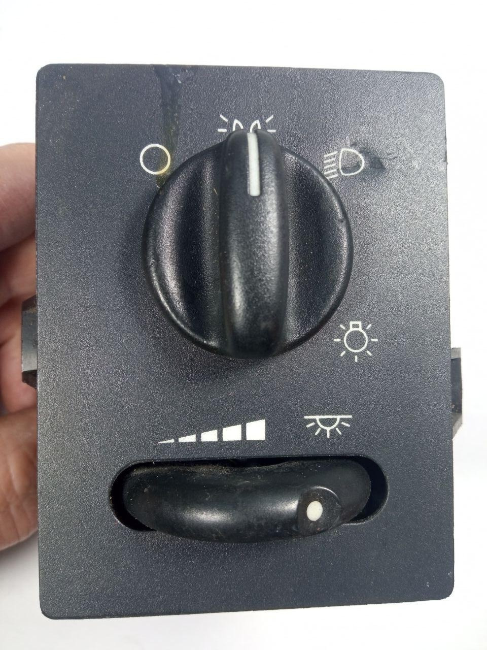 Панель кнопок Opel Sintra 10246287 / Z0191 / 541140