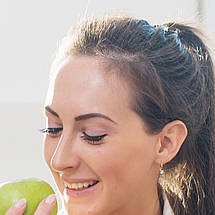 Плакат "Дівчина з яблуком", 60×43см, фото 2