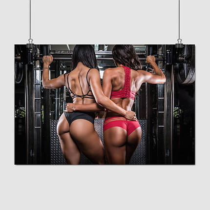 Плакат "Дівчата позують у спортзалі біля штанги", 40×60см, фото 1