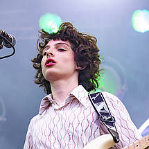 Плакат "Фінн Вулфхард з гітарою, Finn Wolfhard", 40×60см, фото 2