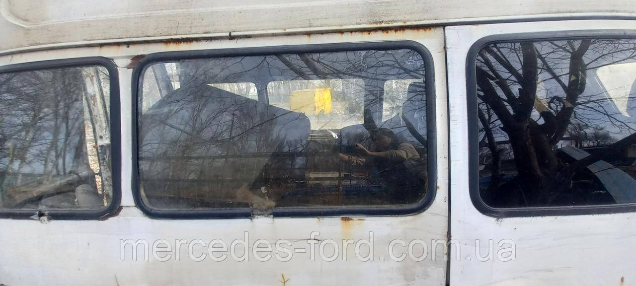 Скло кузова салону бічне праве б.у (104х57 см) Ford Transit 2.5 D дизель 2.0 бензин Форд Транзит 1986-2000, фото 1