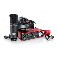 FOCUSRITE Scarlett 2i2 Studio