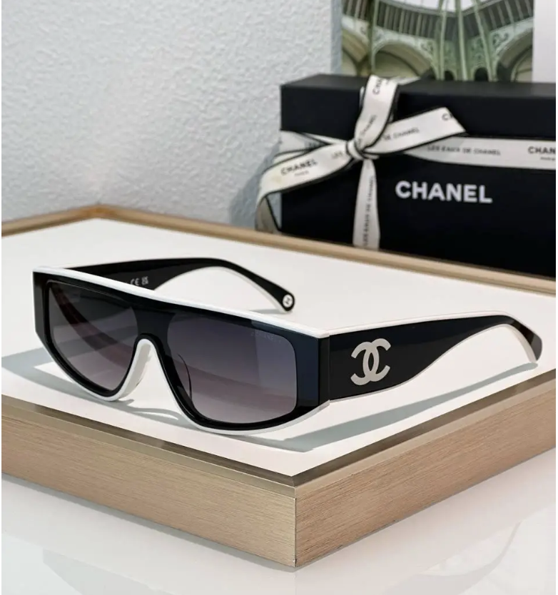 Жіночі жіночі сонцезахисні окуляри Chanel Shield Sunglasses чорні з білим окуляри Шанель 6057 C534/S6