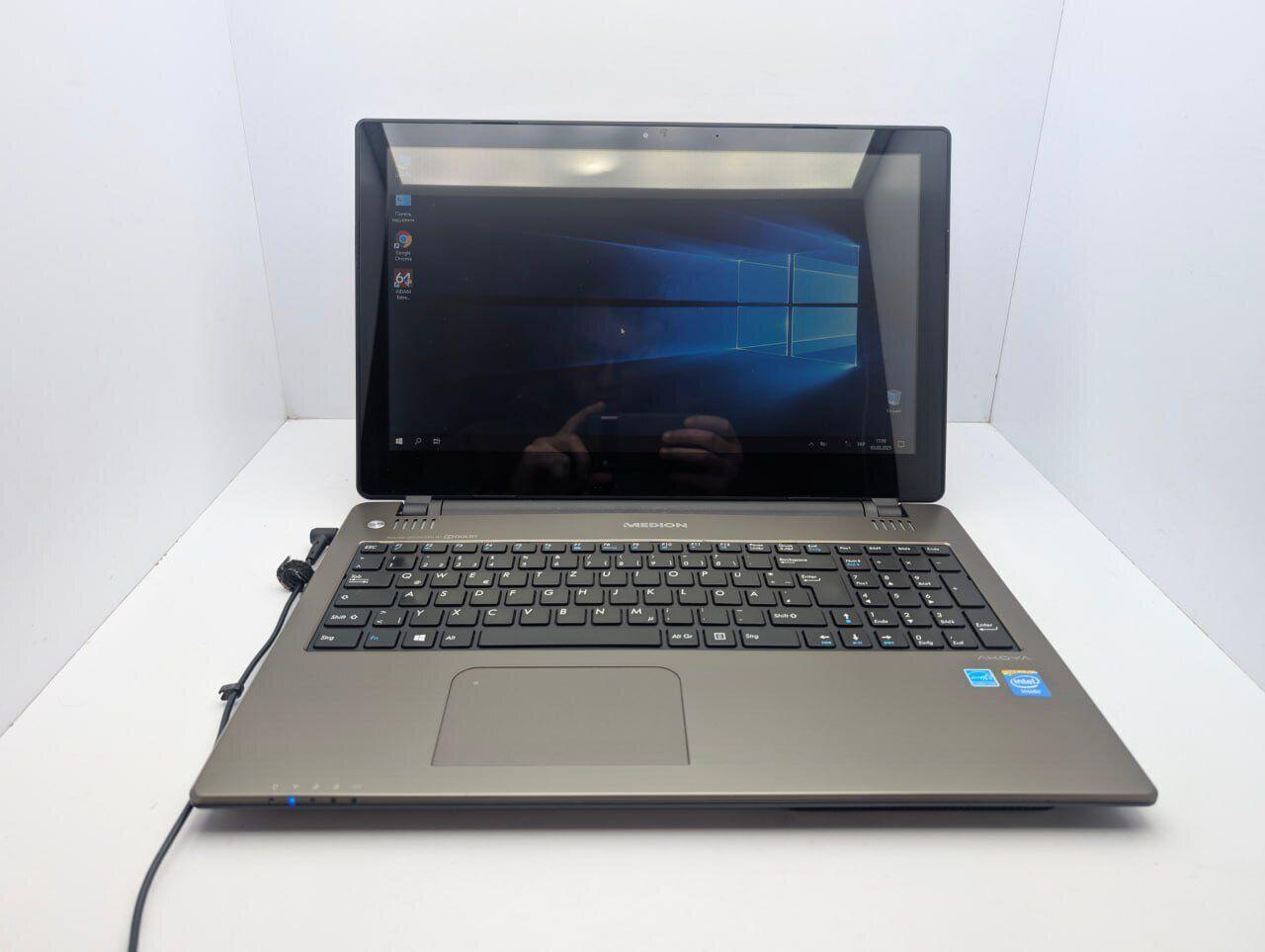 Б/в Ноутбук Medion Akoya 6240T 15.6" 1366x768| Celeron N2920| 4 GB RAM| 128 GB SSD| HD| АКБ 0%