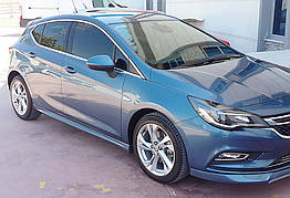 Бокові пороги DPT V-3 для Opel Astra K 2016-2021 рр. ABS-пластик (чорний глянець)