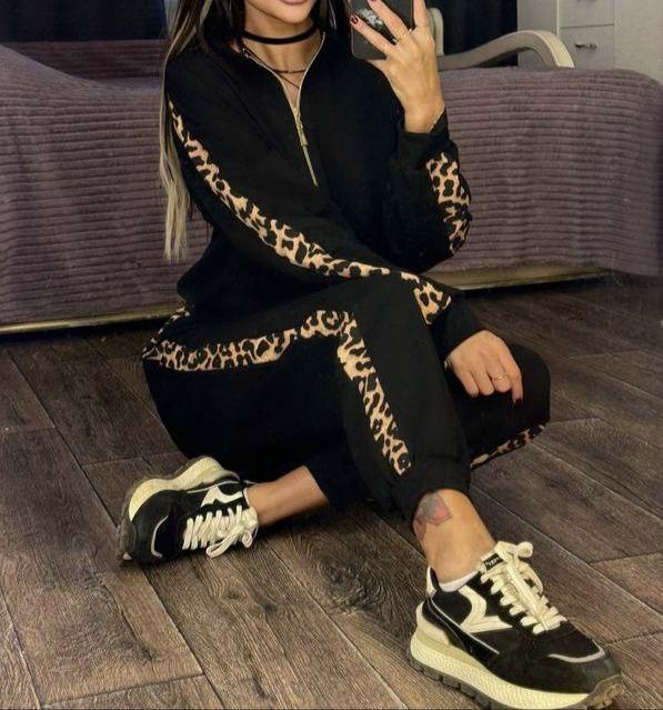 Жіночий костюм з леопардовими лампасами, фото 1