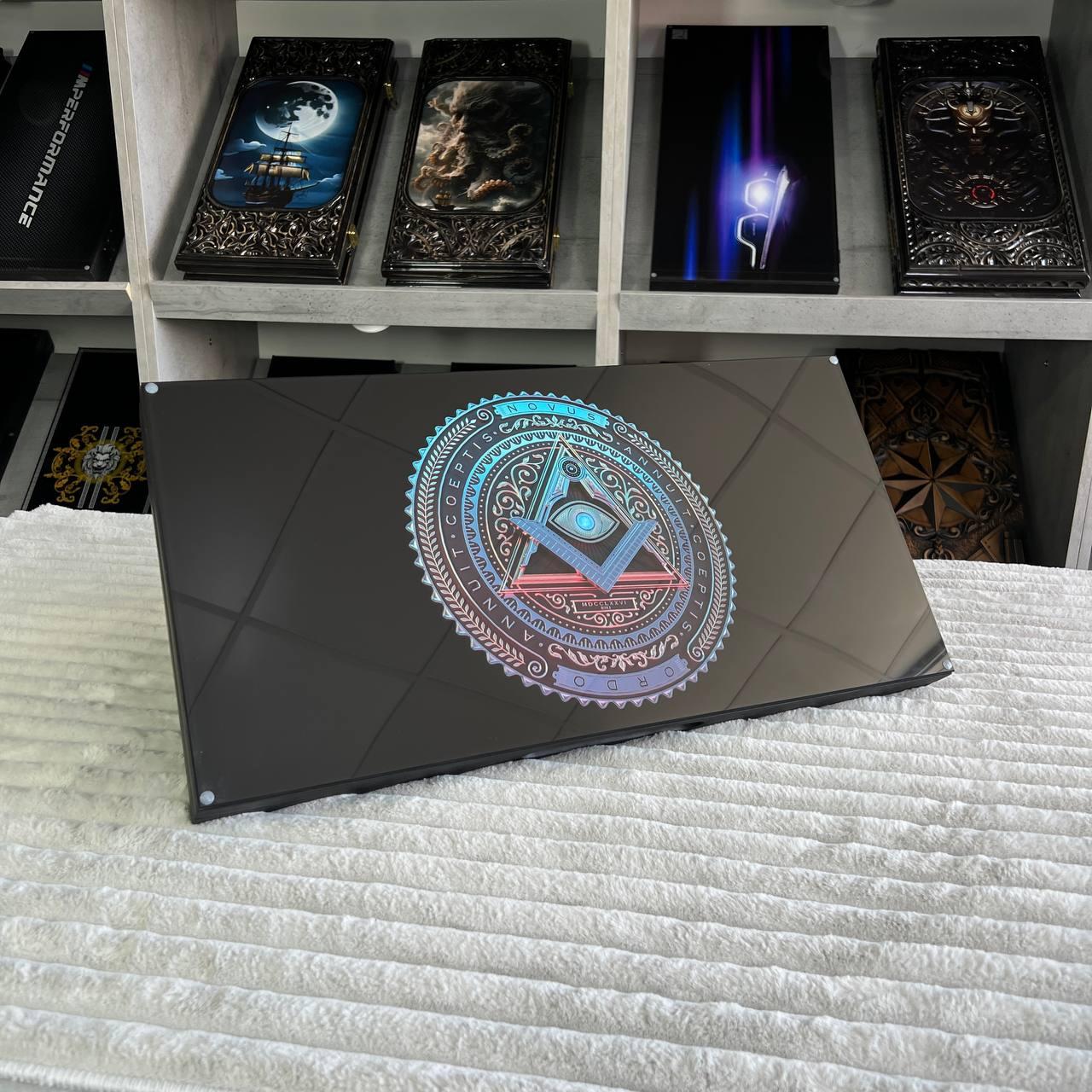 Нарди скляні у поєднанні з деревом 60×30 см подарункові з масонськими та езотеричними мотивами, фото 1