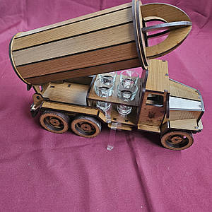 Мінібар Урал з чарками