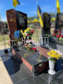 Консультація: 096 332 70 70 | Пам'ятник для героя україни в українському граніті габро та лізниківському граніті з фігурно вирізаними рельєфами.