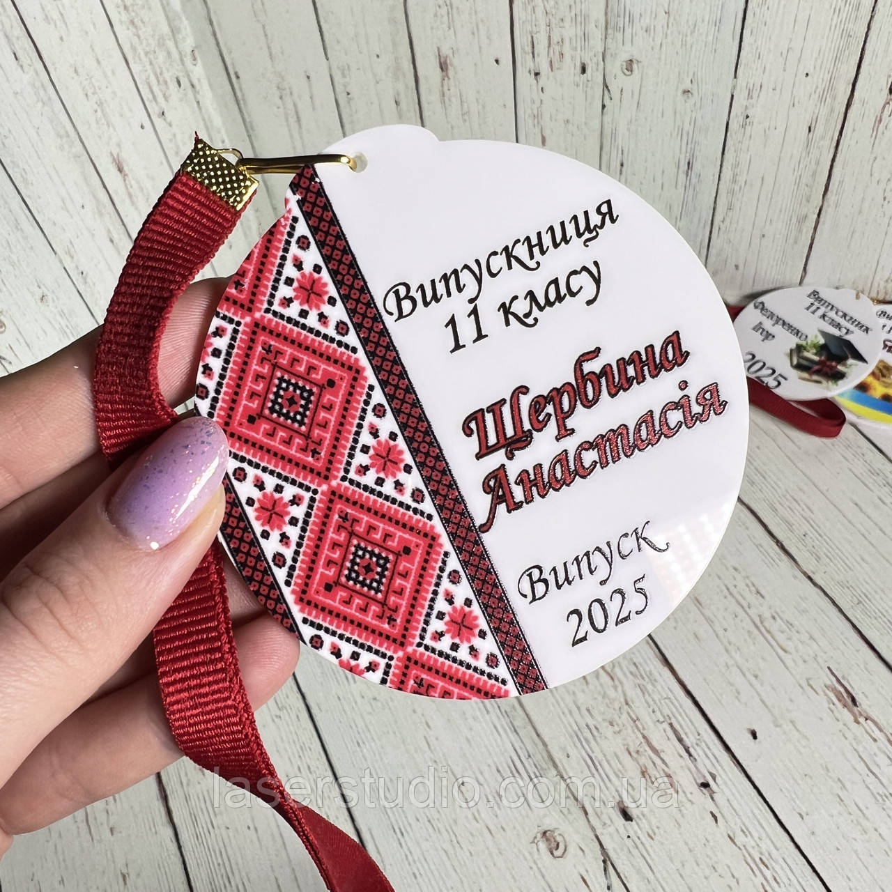 Акрилові іменні медалі для випускників – пам’ятний подарунок для вашого класу, фото 1