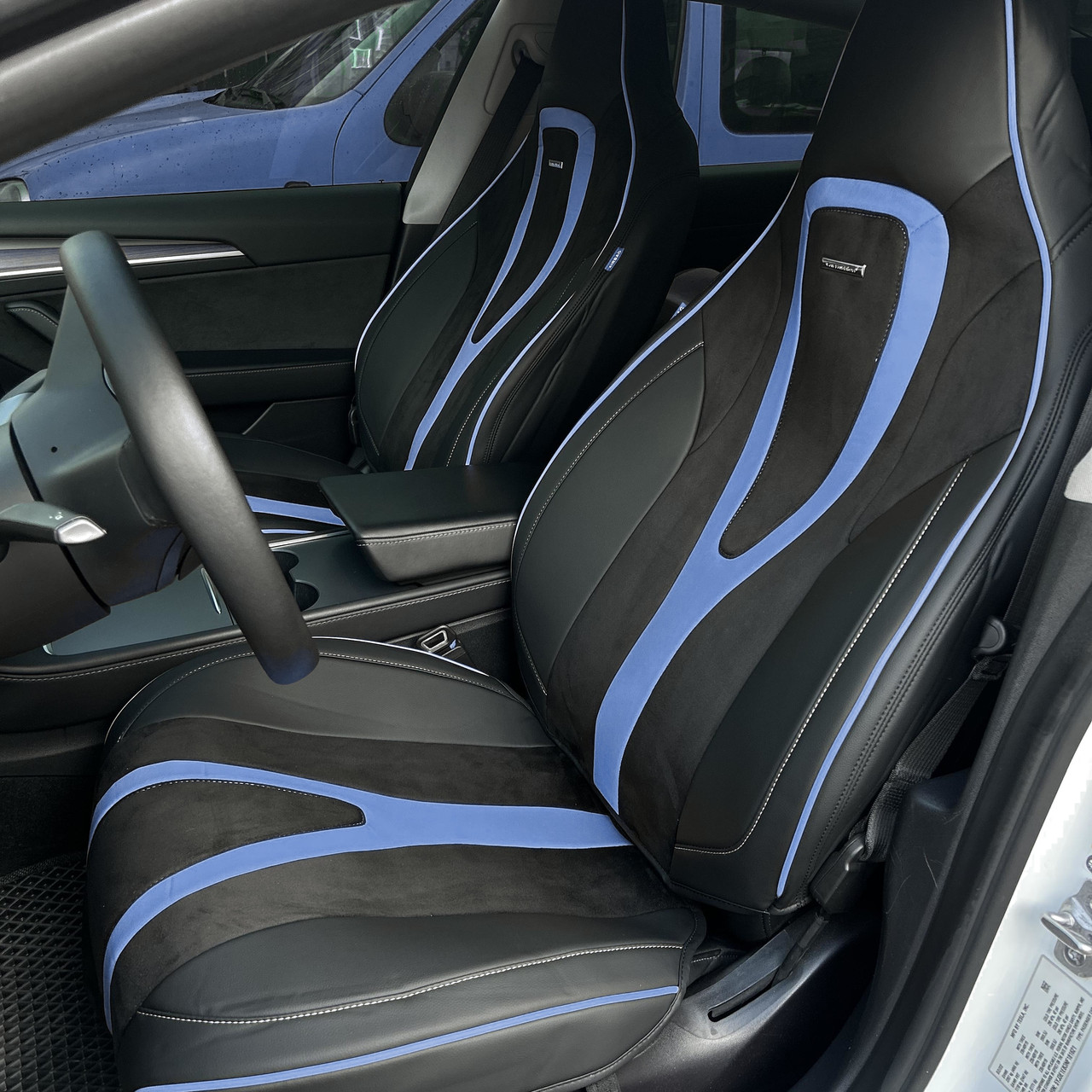 Повний комплект на сидіння CarFashion, модель Integral 5d, чорний/синій, фото 1