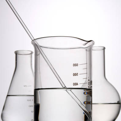 Этилендиамин в колбе (фото 1)