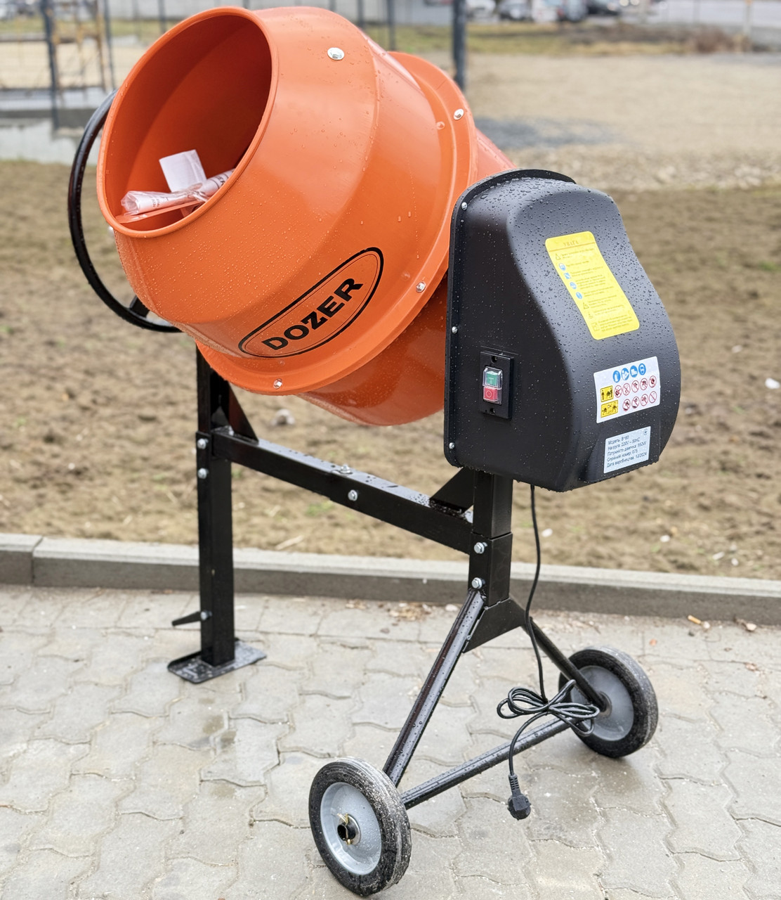 Бетонозмішувач 220 л. Dozer БП-220 1200W