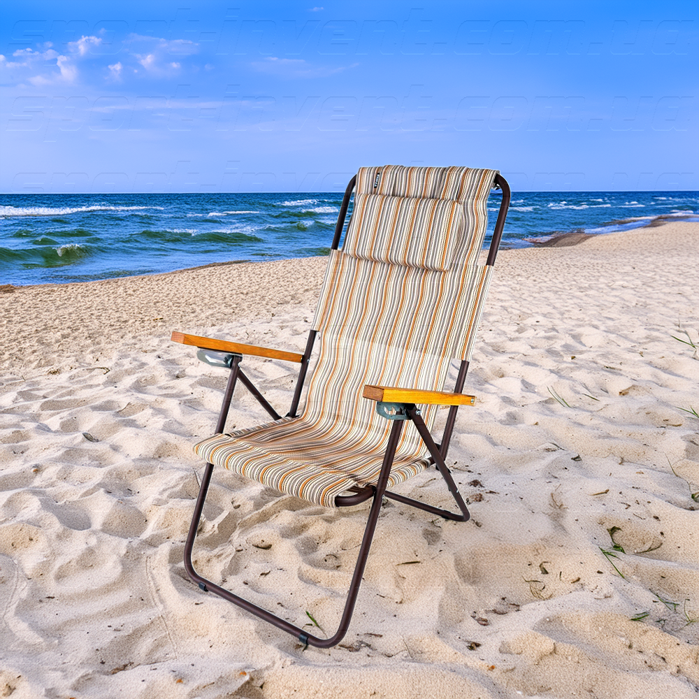 Шезлонг для відпочинку на природі