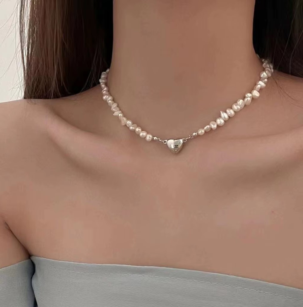 Чокер намисто з перлами прикраса на шию на магнітах з сріблястим сердцем  (CK-MGN), фото 1