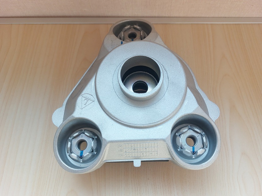 Опора переднього амортизатора права Fiat Ducato 244, Peugeot Boxer, Citroen Jumper (02-06), 1345896080, 503828