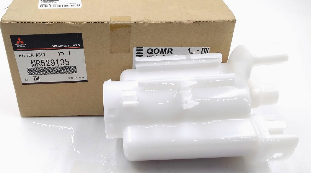 Оригінальний фільтр паливний у зборі MR529135 PAJERO Паджеро Вагон