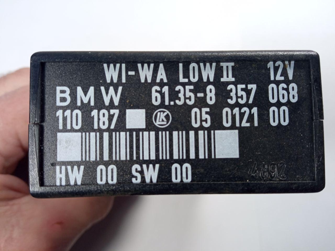 Електронний блок керування BMW E36 61.35-8 357 068 / 61358357068 / 110187 / 05 0121 00 / 05012100