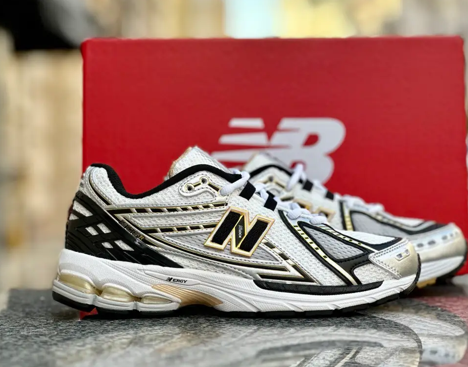 Мужские кроссовки New Balance 1906R White Gold Silver Black Нью Баланс легкие сетка весна літо