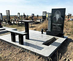 Мемориальный комплекс из гранита на могилу 1