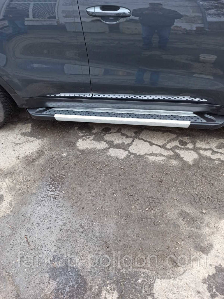 Бокові пороги New Vision Grey (2 шт., алюміній) для Kia Sportage 2015-2021 рр, фото 1