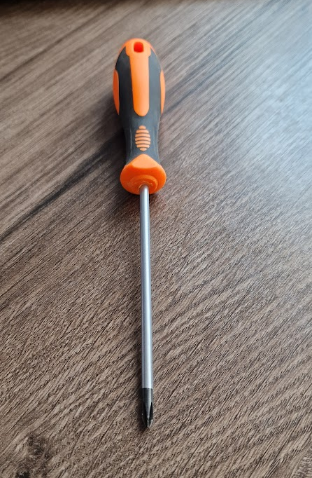 Викрутка хрестова YOFE No2226