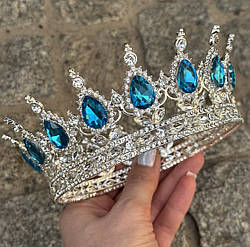 Корона металева для декору СРІБНА з камінцями БЛАКИТНОГО кольору