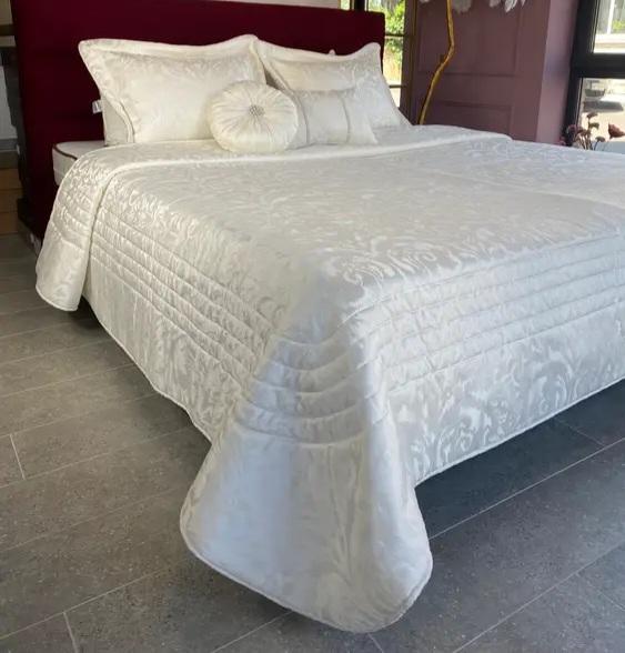 Покривало PEPPER HOME Claudy 260х270 + 2 наволочки 50х70+Декоративні подушки 2шт, фото 1