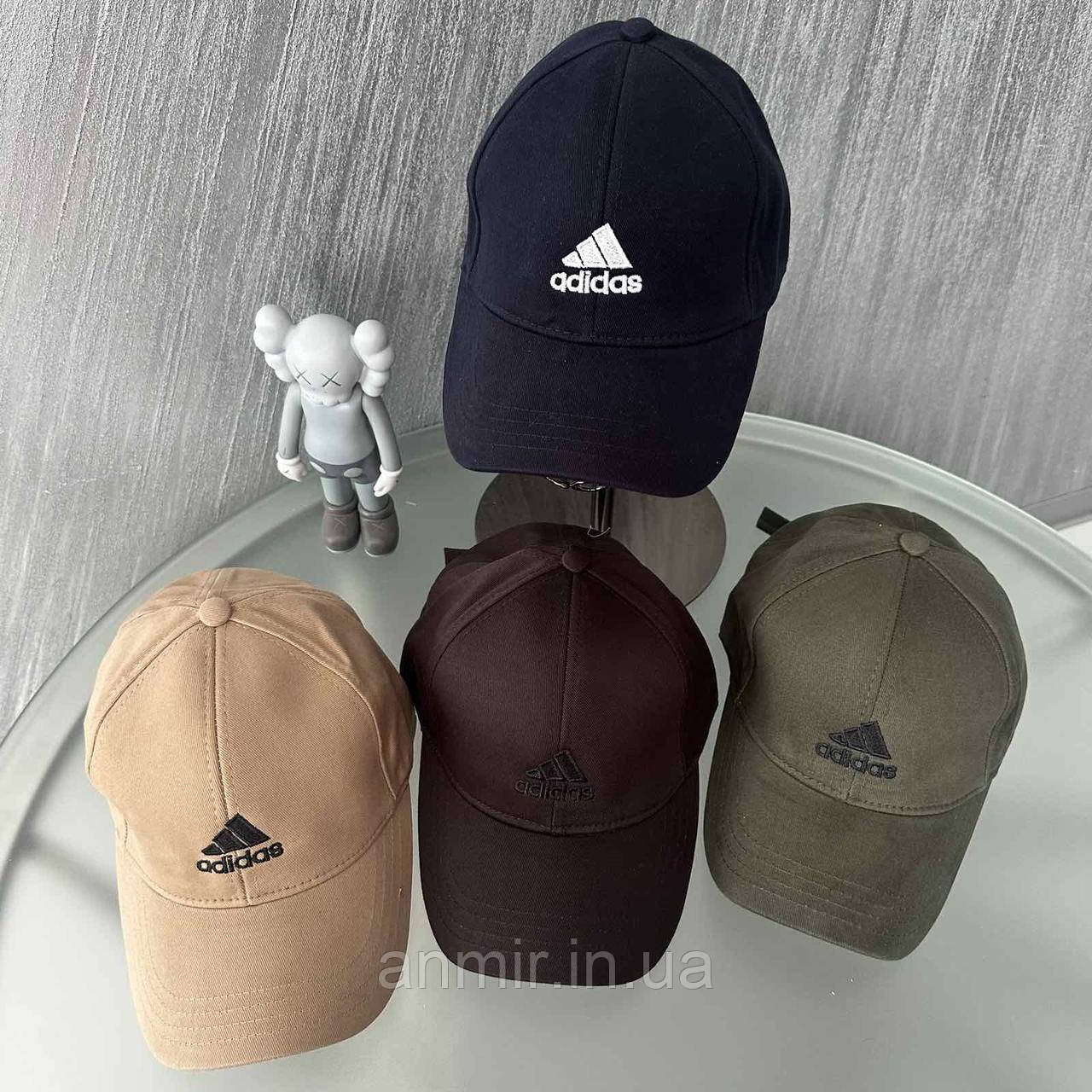 Бейсболка молодіжна з регулятором котон ADIDAS розмір 56-59, кольору міксом