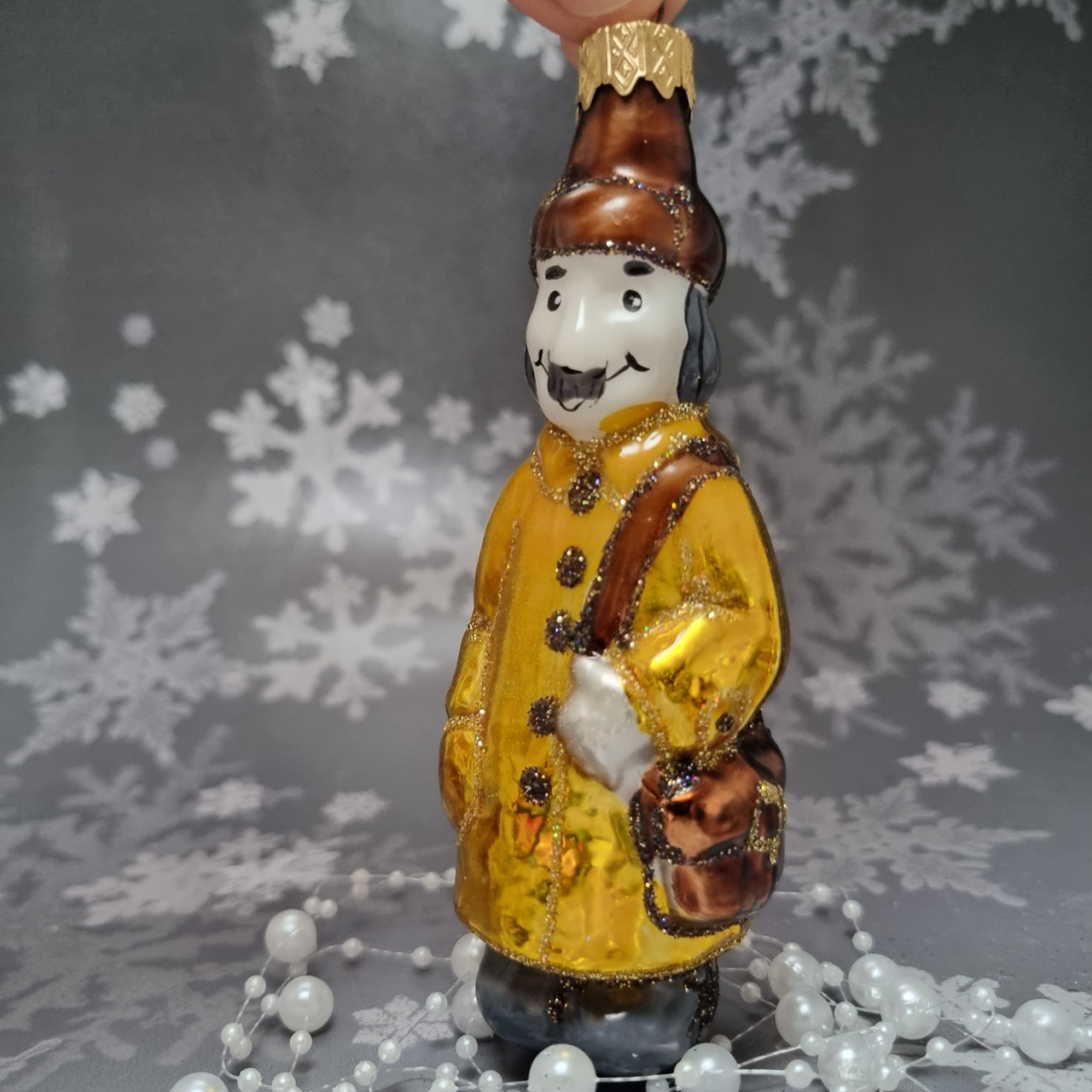 Скляна ялинкова іграшка Поштальйон Печін