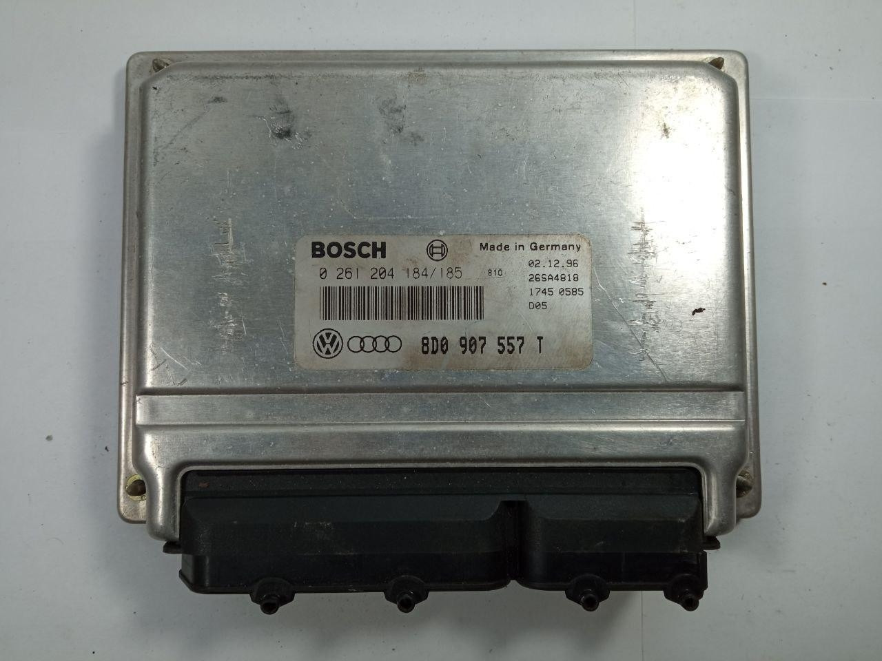 Електронний блок керування Audi / Volkswagen Bosch 0 261 204 184/185 / 0261204184/185 / 8D0 907 557 T / 8D0907557T