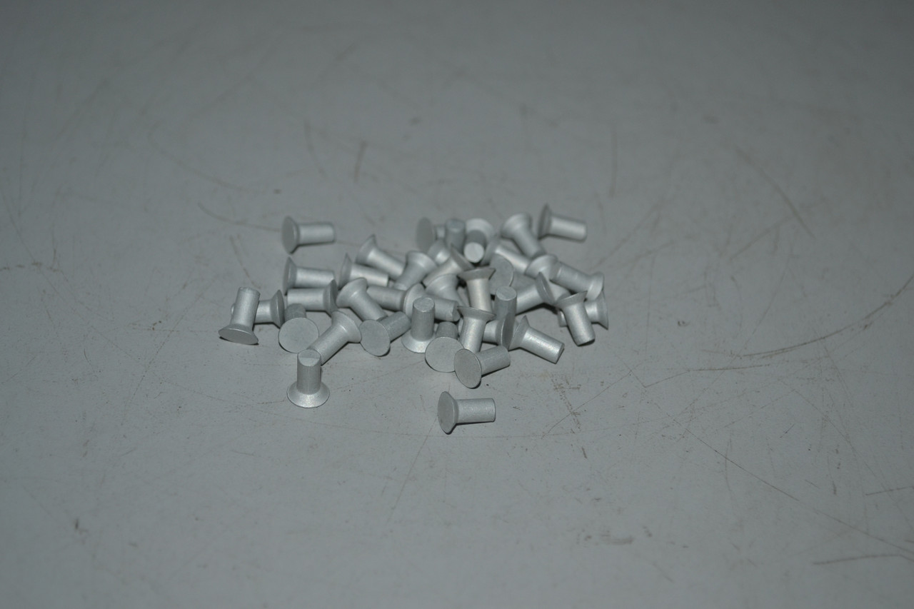 Заклепки на 4мм. диска зчеплення алюм.(к-т 40 шт.)