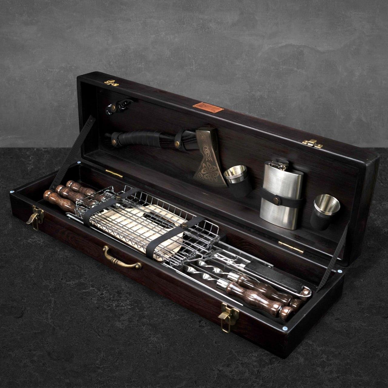 Набір шампурів "Снотра" в дерев’яному кейсі 19 предметів