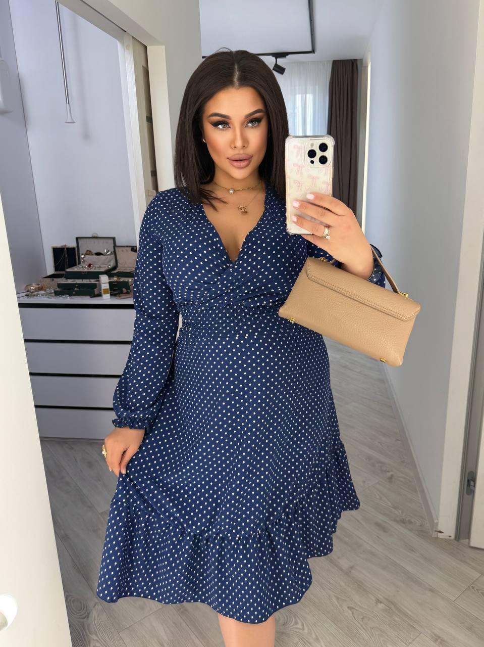 Сукня жіноча літня з софту на гумці з вирізом (Батал), фото 1