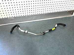 Трубка GM 25766033 Cadillac STS