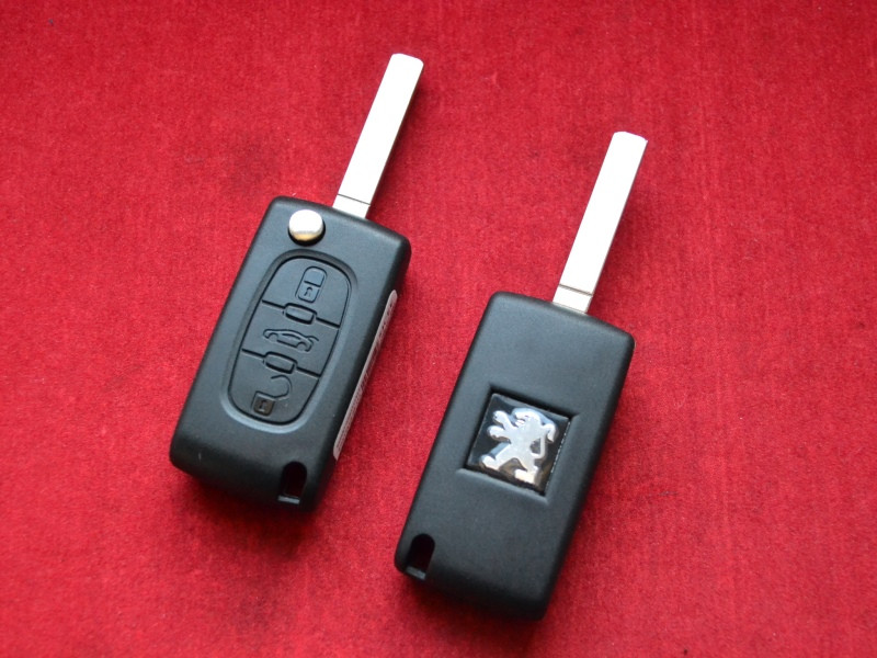 Ключ Peugeot викидний 3 кнопки 46id 433Mhz PCF7961 (0536 FSK) - фото 1 - id-p14265975