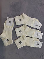 Жіночі шкарпетки з логотипом