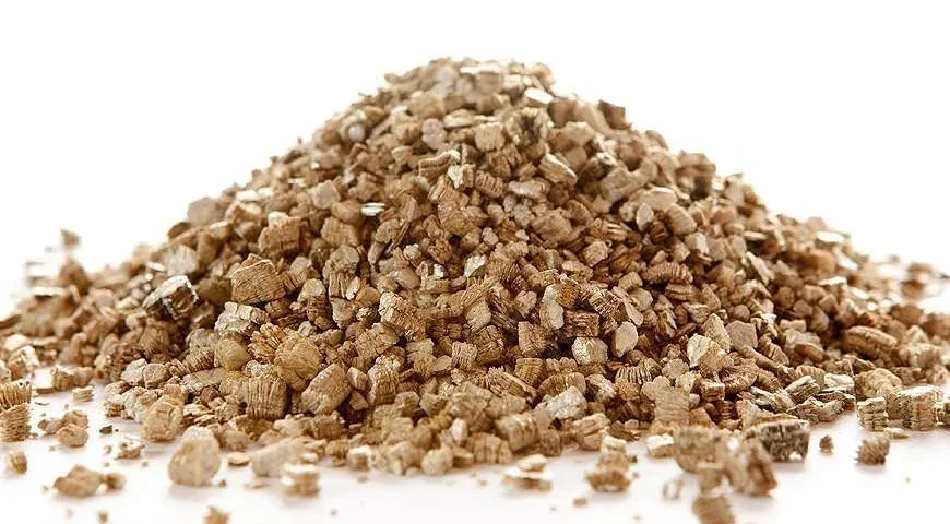 Вермикуліт фракція 4 мм, фасовка 1 л