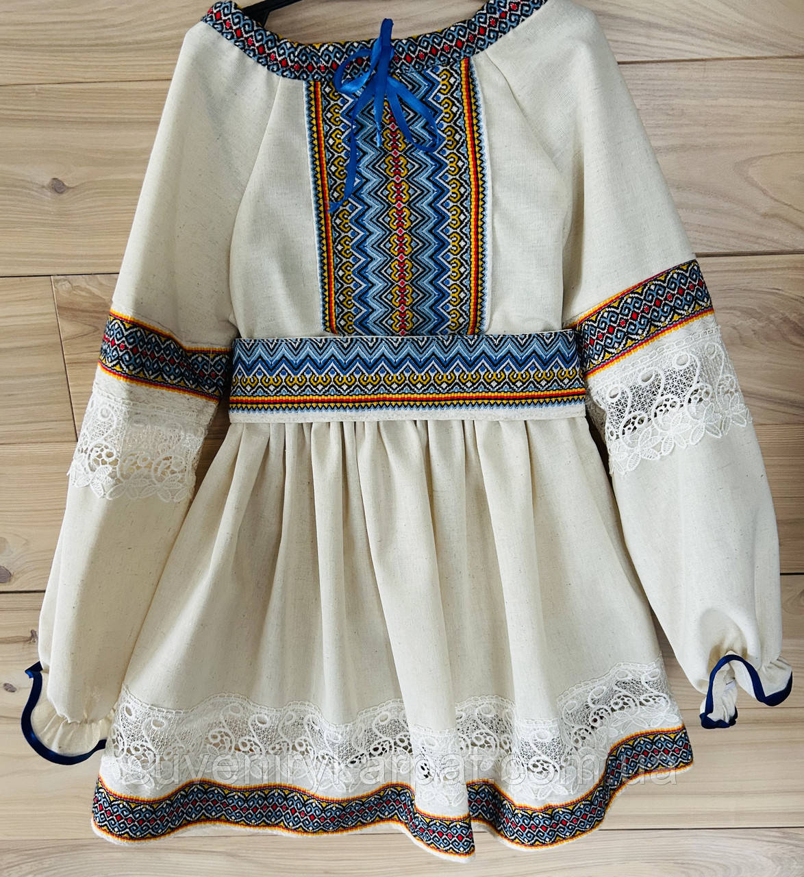 Вишитий костюм для дівчинки, вишиванка дитяча, розмір 5 зріст 120