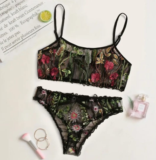 Комплект з м'якого мережива з вишивкою, фото 1