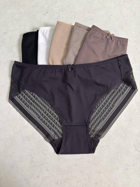 Медбикемен жыныстық қатынас Киев жағажайларынан жалаңаш қыздардың суреттері