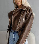 Жіноча коричнева куртка косуха з екошкіри укорочена, фото 2