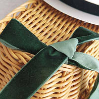 Оксамитова стрічка декоративна 2 см 20 м - 8092