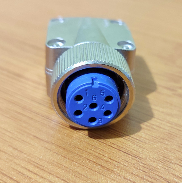 Силовий роз'єм 6 контактів Jaeger Female 6 pin 042 954 006