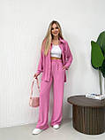 Рожевий жіночий вільний прогулянковий костюм з американського крепу: сорочка та штани, фото 2