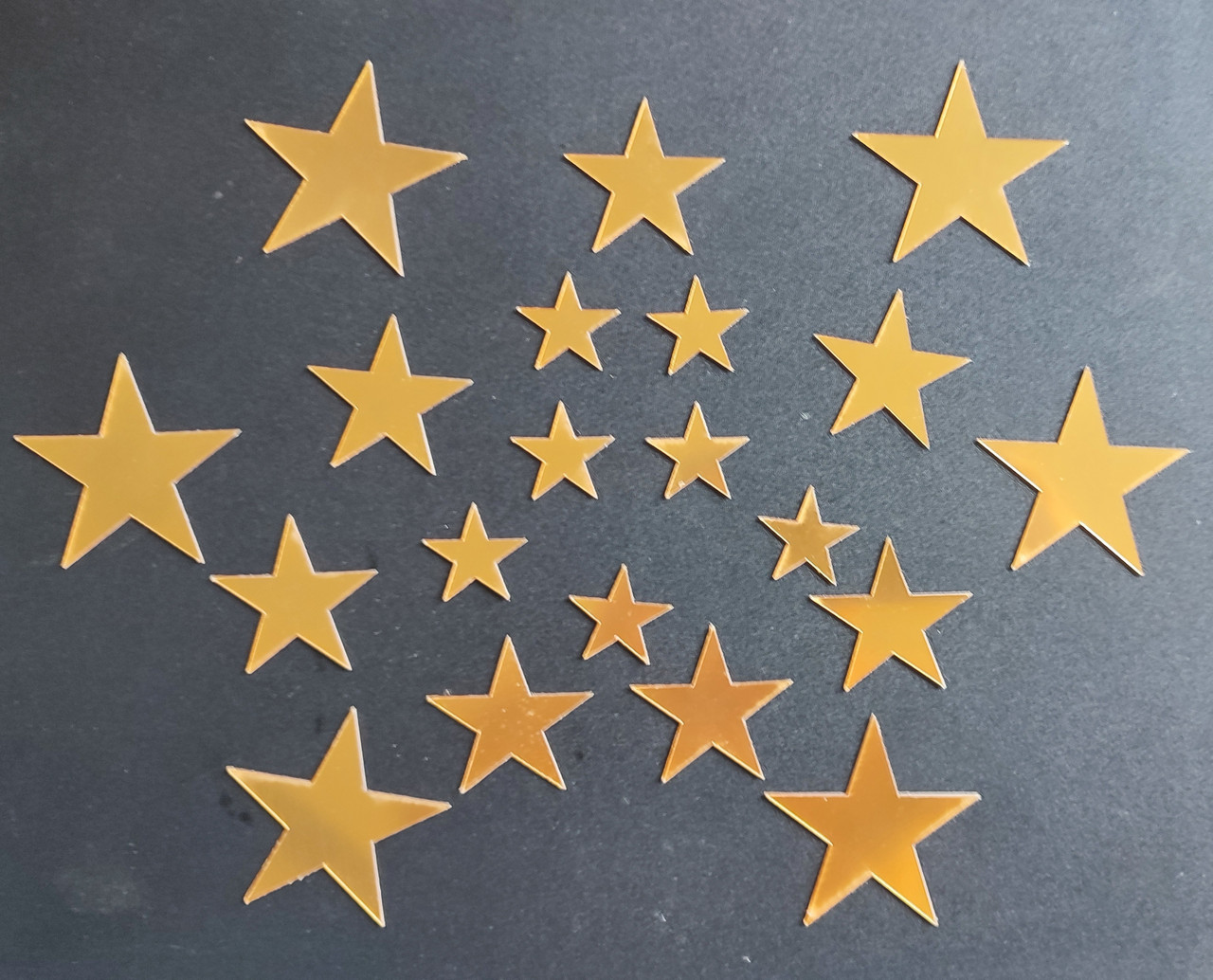 Золоті наклейки пластикові зірки від 3,2 до 6,5 см 20 шт. набір Б336